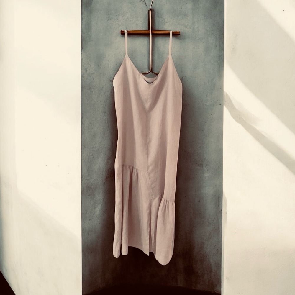 Italian Soft Pink Linen Spaghetti Strap Relaxed Dress M-L